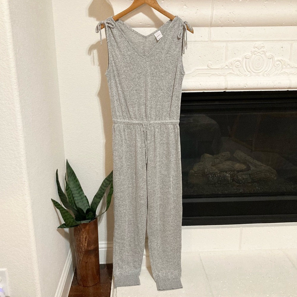 Light Gray Sweater Jumpsuit Jogger Sleeveless Stars Above Size XS - S Small